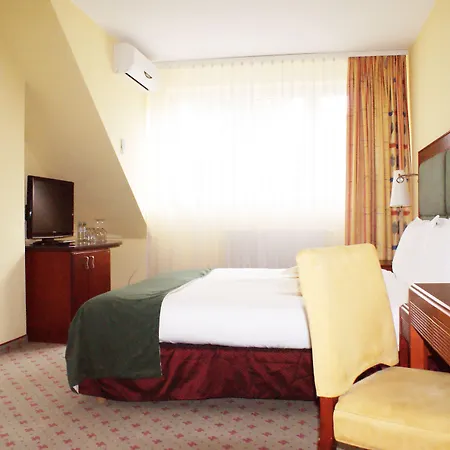 Wilga By Katowice Airport 3*