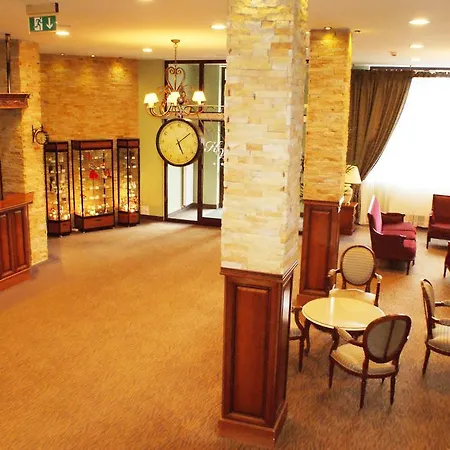 Wilga By Katowice Airport Szálloda 3*